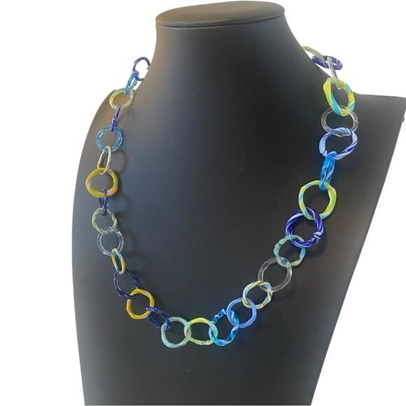 Beautiful One of a Kind Hand Blown Glass Bead Necklace. - Picture 3 of 6